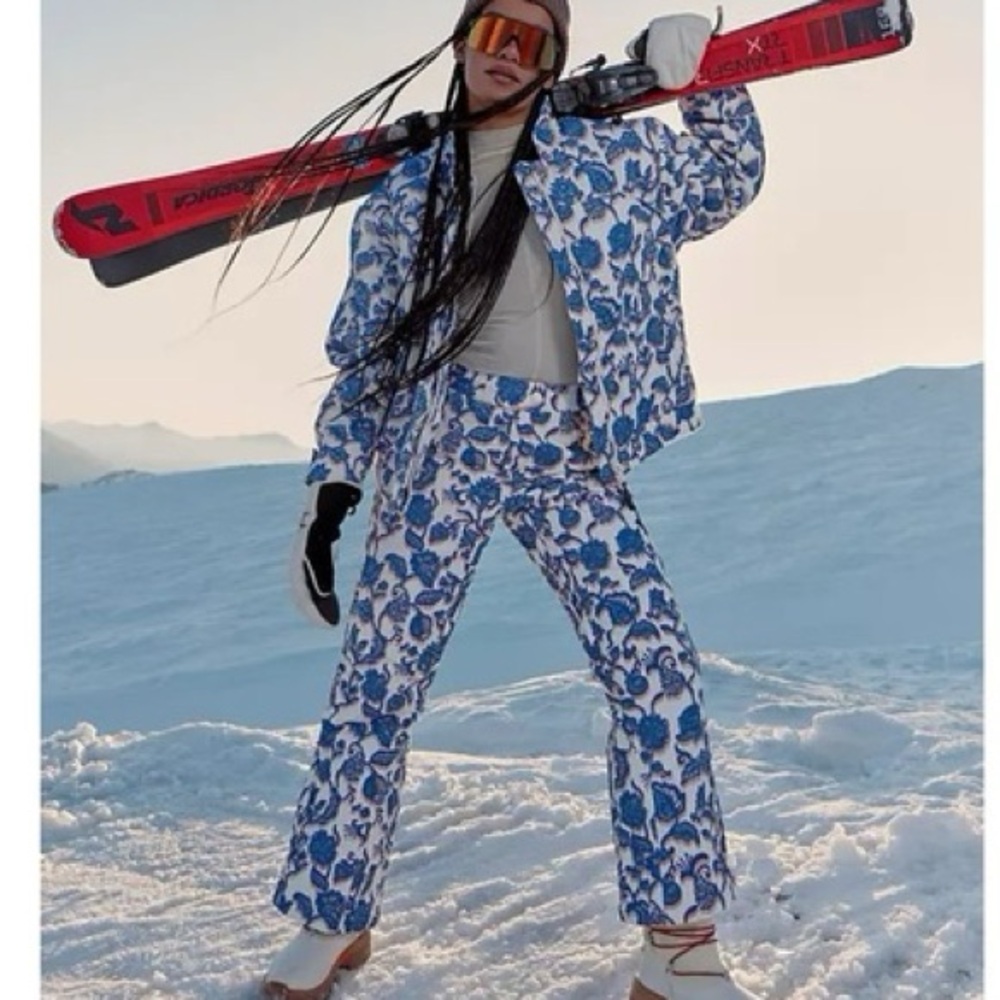 free people bunny slopes printed set (ski jacket and snow pants)